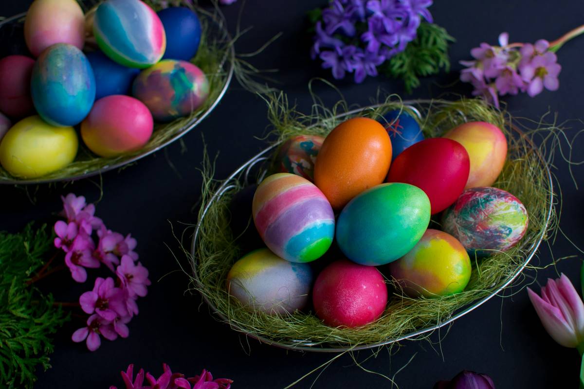 special occasion easter decoration when can: pastel-themed dining table with bunny figurines and fresh tulips